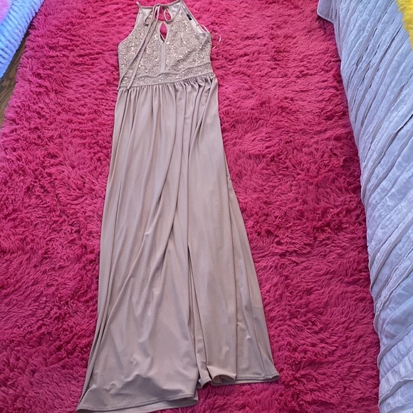 Evening Gown Sequin  Dreamy flowing and ready for a night out - Picture 7 of 8